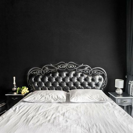 Apartment Secret Place Лвив Екстериор снимка