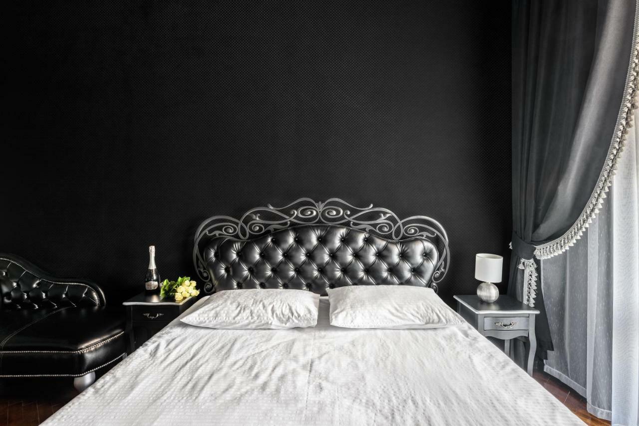 Apartment Secret Place Лвив Екстериор снимка