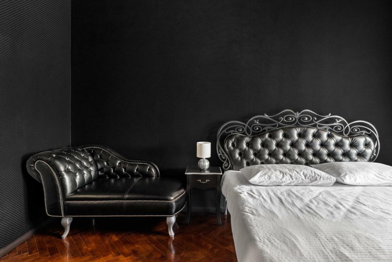 Apartment Secret Place Лвив Екстериор снимка